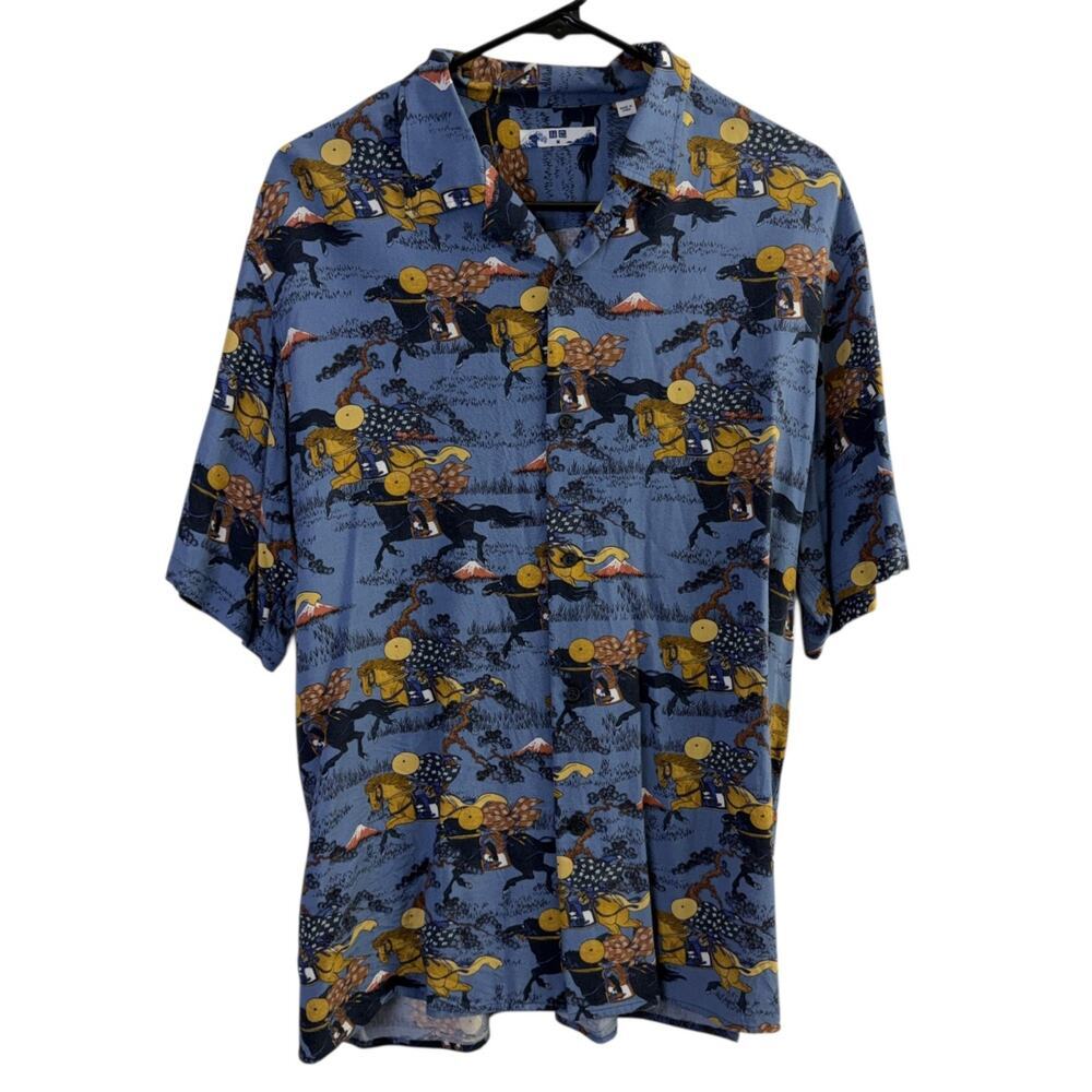 Uniqlo Hokusai Shirt Mens Medium Short Sleeve Button Up Japanese Horses Mt Fuji